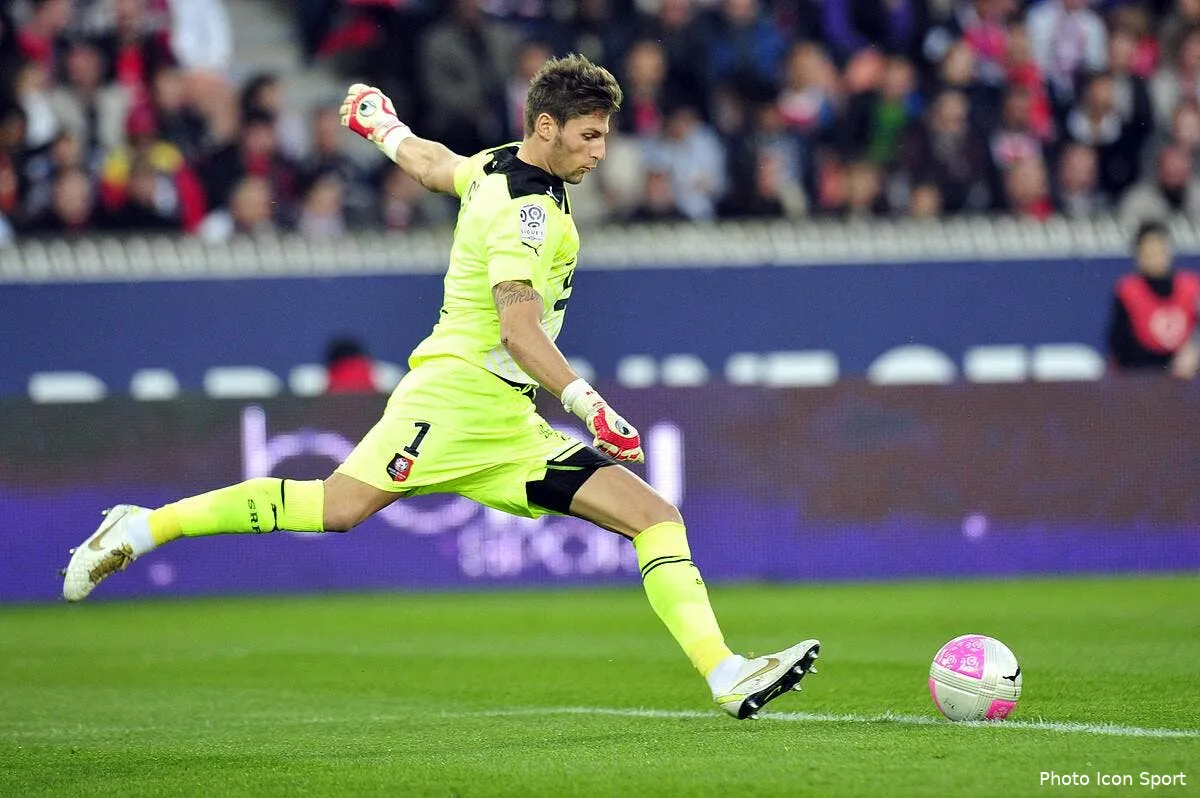 l ol contacte costil pour eventuellement remplacer lloris iconsport noe 130512 19 0737351