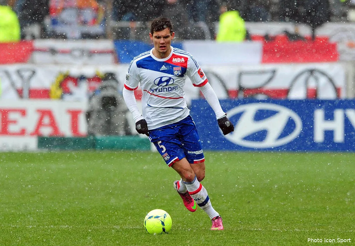 l ol contacte par un club russe avec un vrai atout pour lovren iconsport jpt 240213 76 2252197