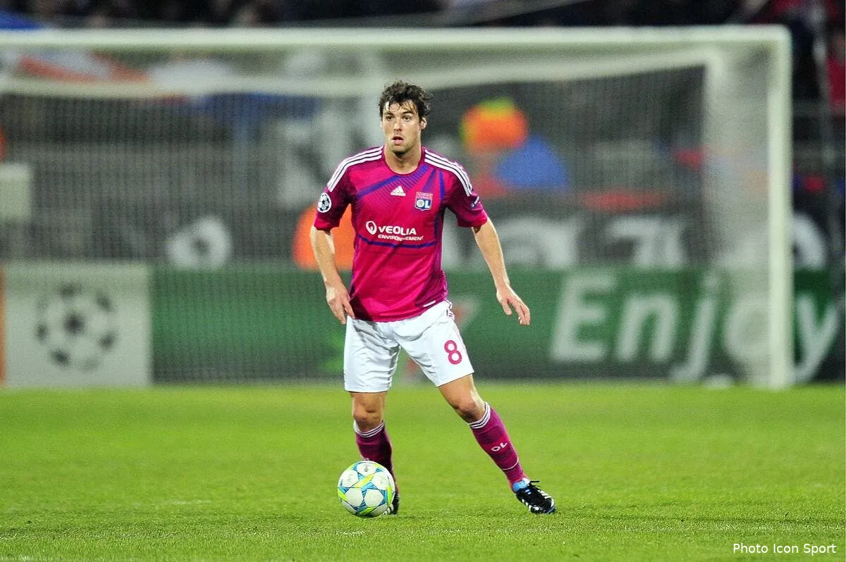 l ol dispense de payer les salaires de gourcuff et mensah iconsport oe 140212 101 10633075