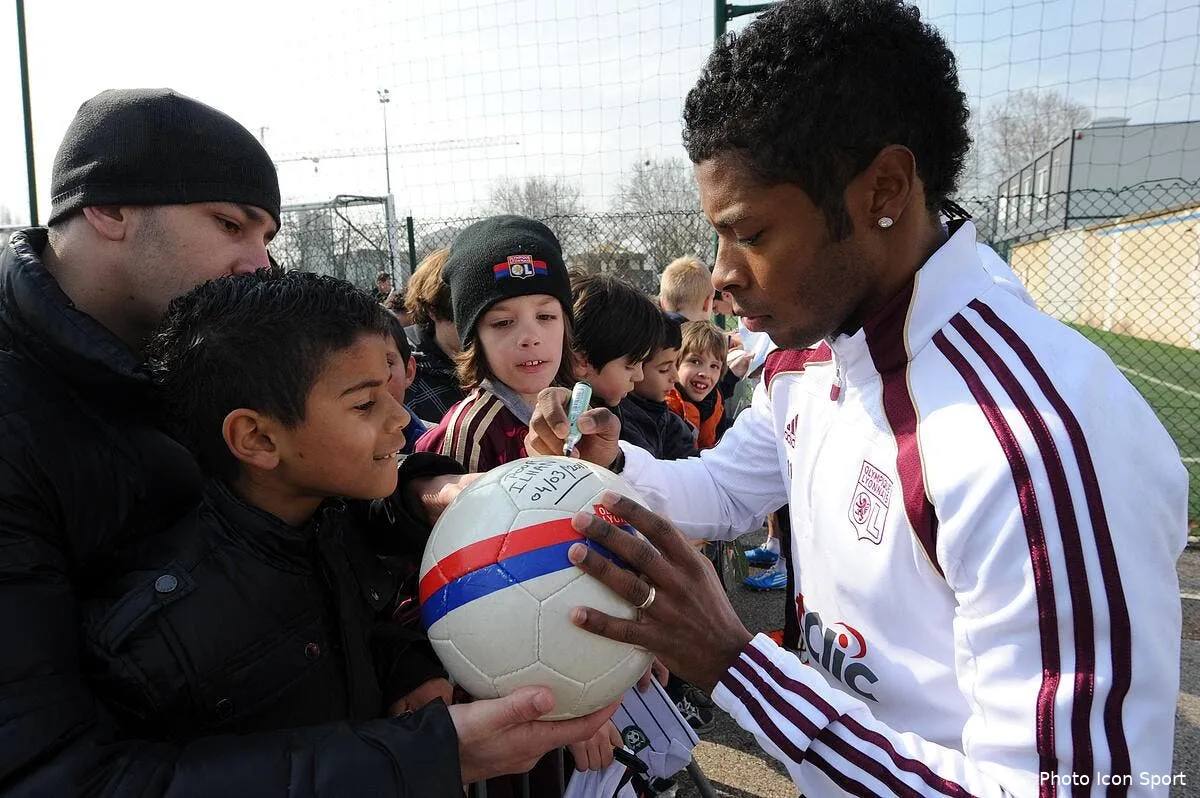 l ol et la juventus version marchands de tapis pour bastos iconsport jpt 040311 05 4121174