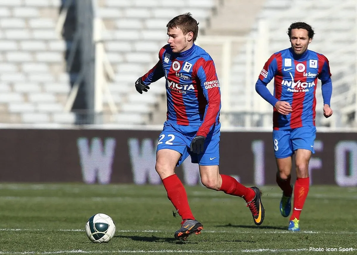 l ol et le tfc sur la piste d un espoir francais iconsport vmi 110212 11 3433899