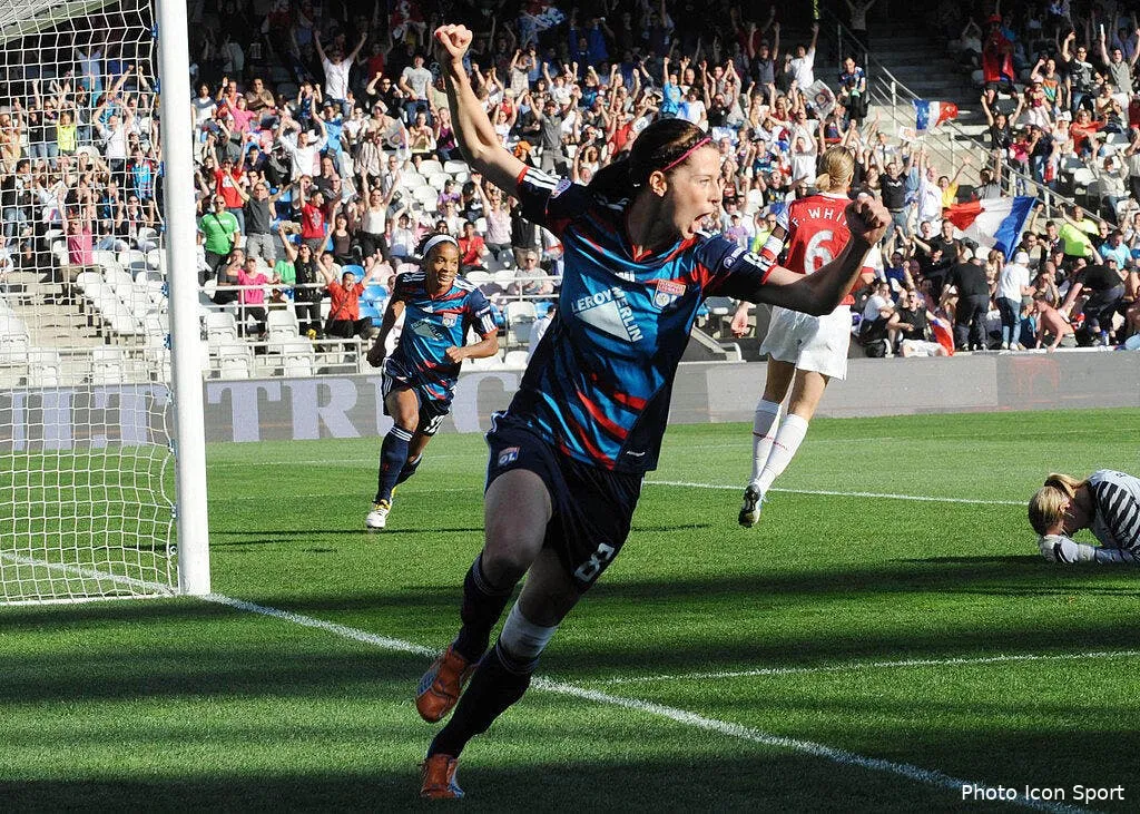 l ol feminin prend une option face a arsenal 69886 17822