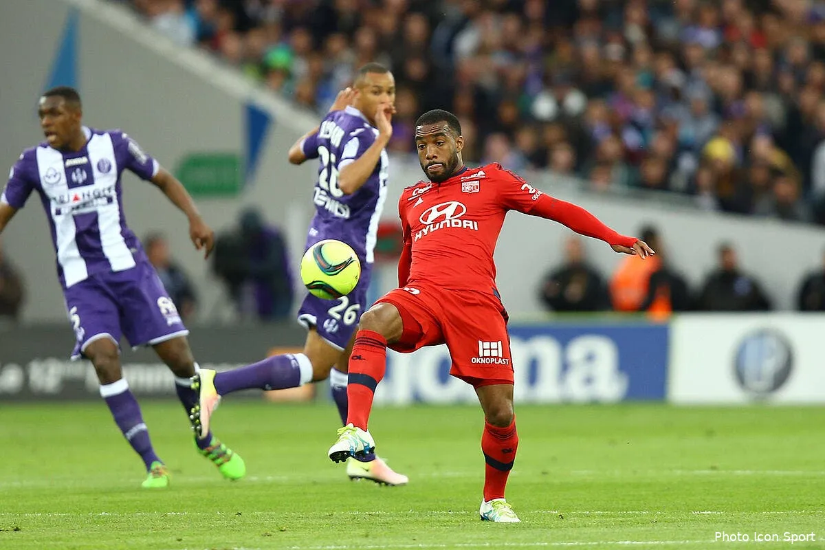 l ol frappe un grand coup apres un match fou fou fou iconsport blo 230416 04 06140740