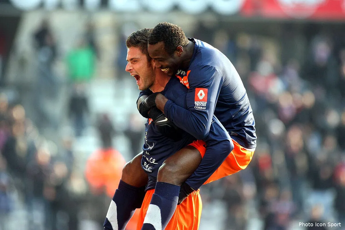 l ol l om et le psg un des trois est tres chaud sur le dossier olivier giroud iconsport guy 110212 05 9931762