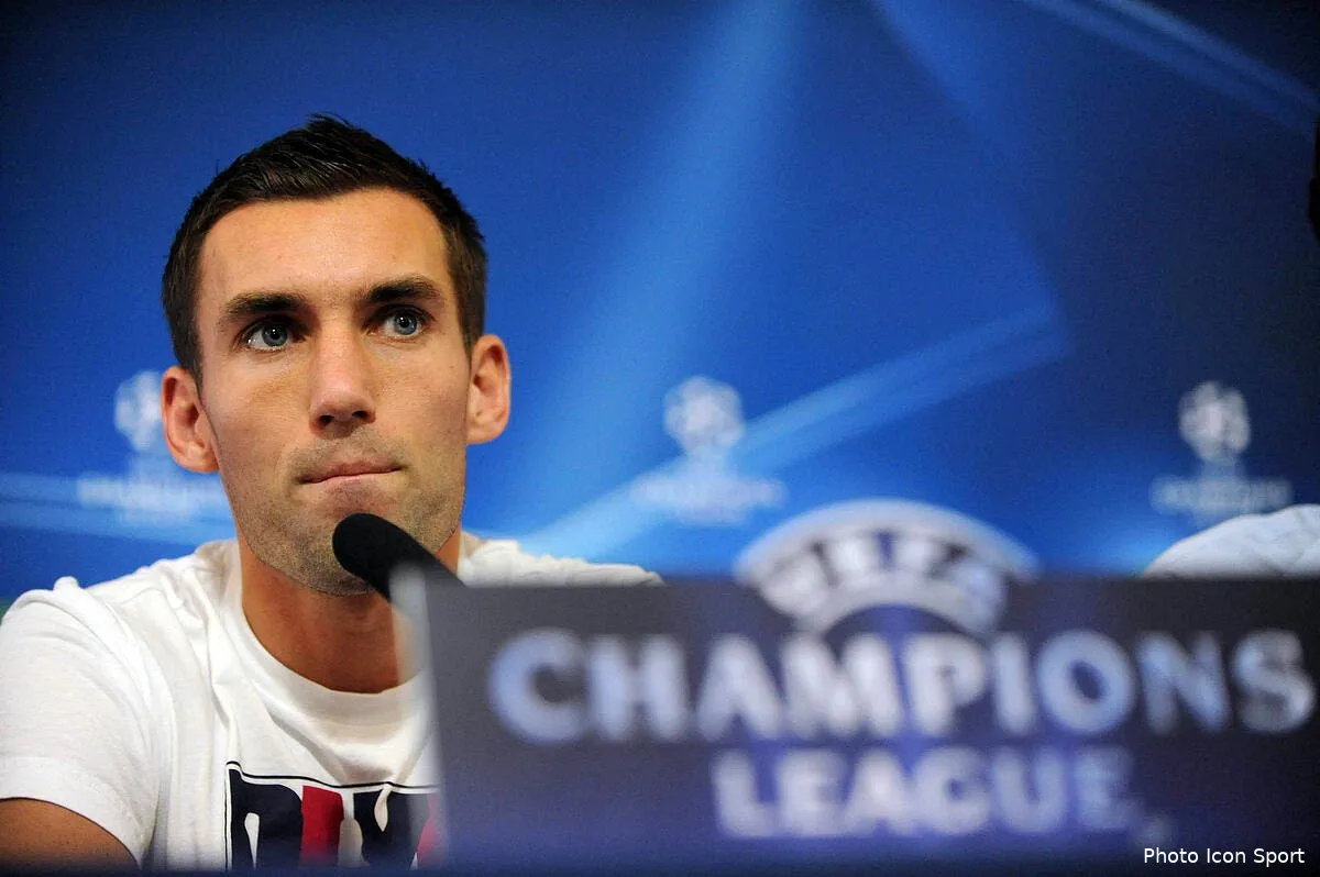 l ol n aura pas d excuses face a zagreb iconsport jpt 260911 01 0225245