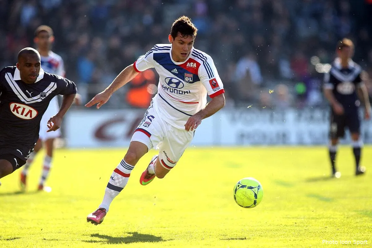 l ol peut il laisser filer lovren en angleterre iconsport blo 170213 89 0950495