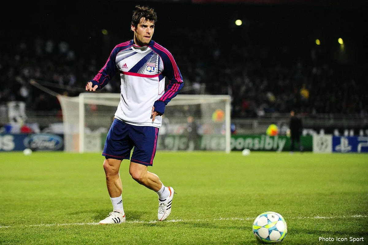l ol pourrait bien devoir faire sans gourcuff contre le psg iconsport oe 140212 101 11131462