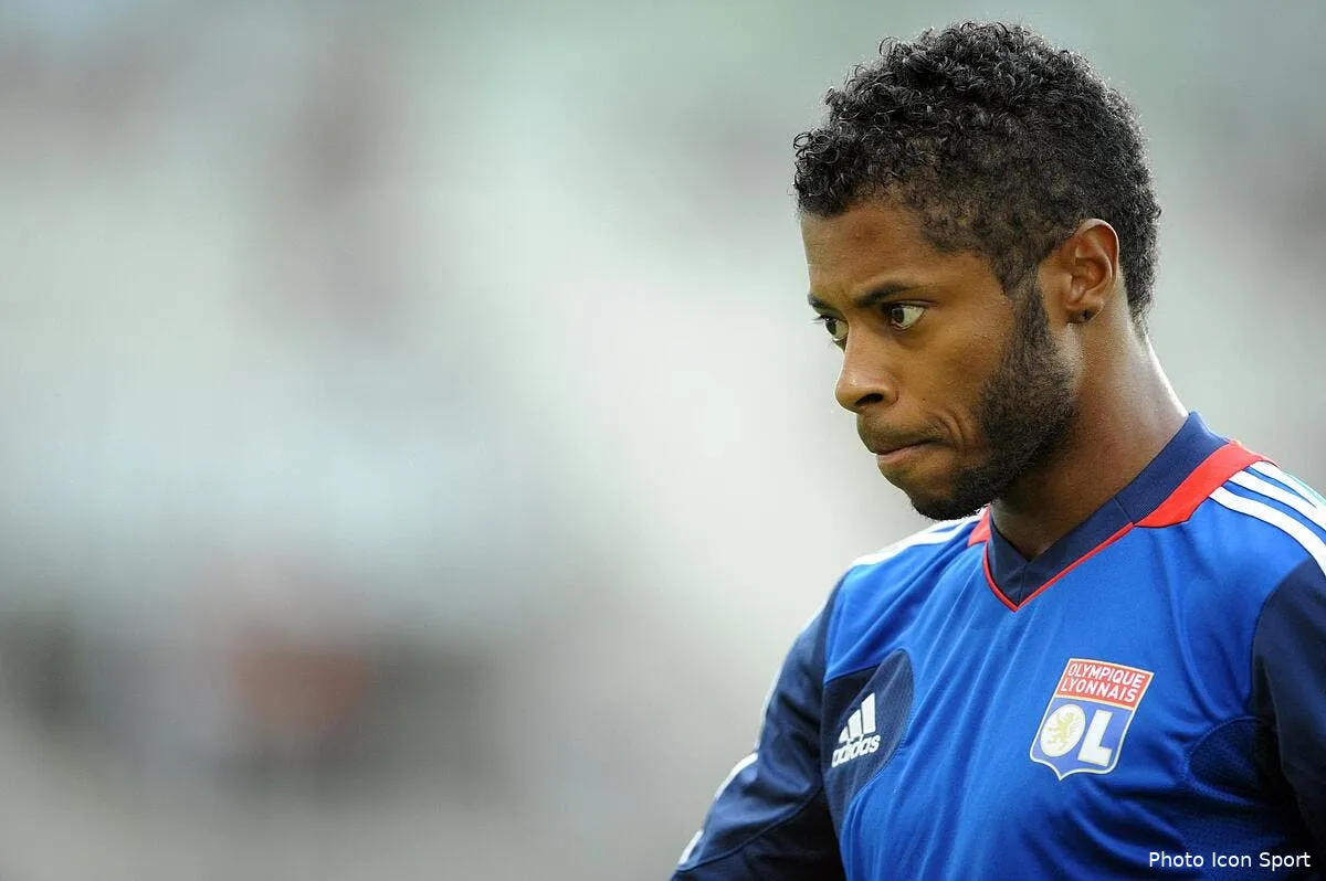 l ol pourrait trouver un candidat russe pour le soulager de bastos iconsport jpt 130712 05 10037678