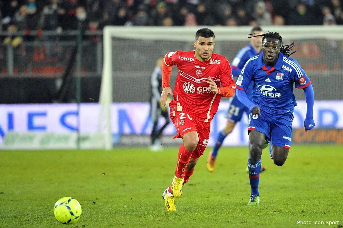 l ol pret a recruter un joueur chez un relegue iconsport noe 250113 40 4382907