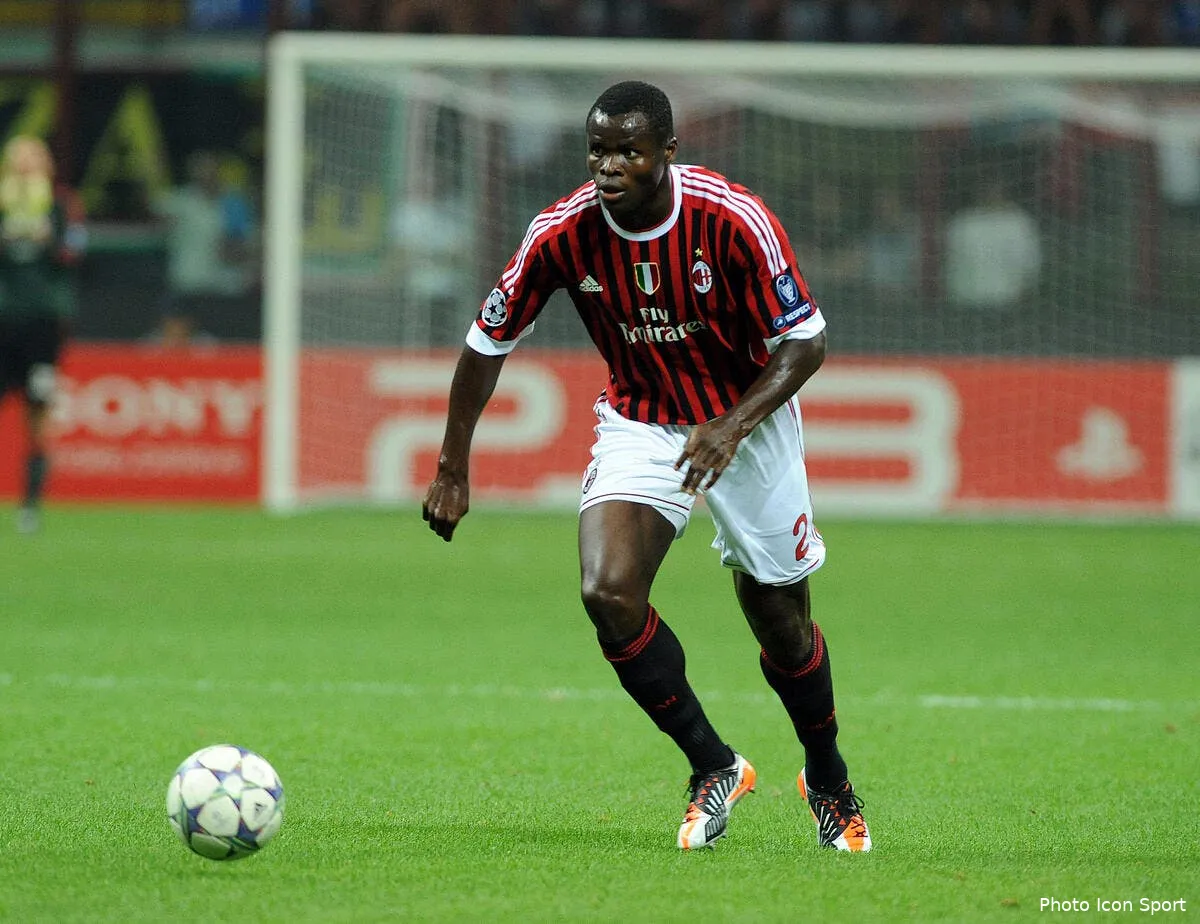 l ol pret a relancer taiwo en cas de depart de cissokho iconsport p 290911 001 32 130033