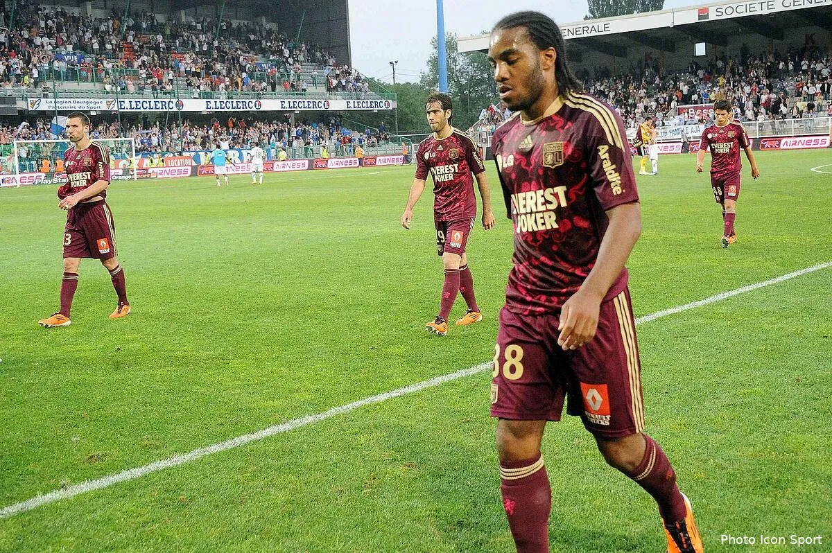 l ol refuse toutes les offres pour lacazette iconsport per 110511 05 2123989