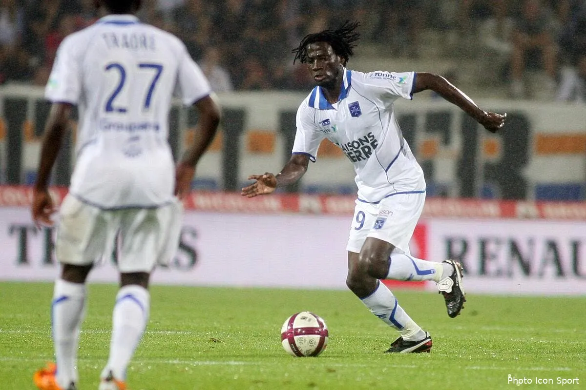 l ol reste zen et patient pour ndinga iconsport blo 060811 06 6823177