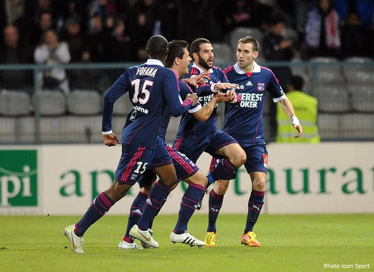 l ol retrouve la victoire et lisandro iconsport per 271111 01 0427815