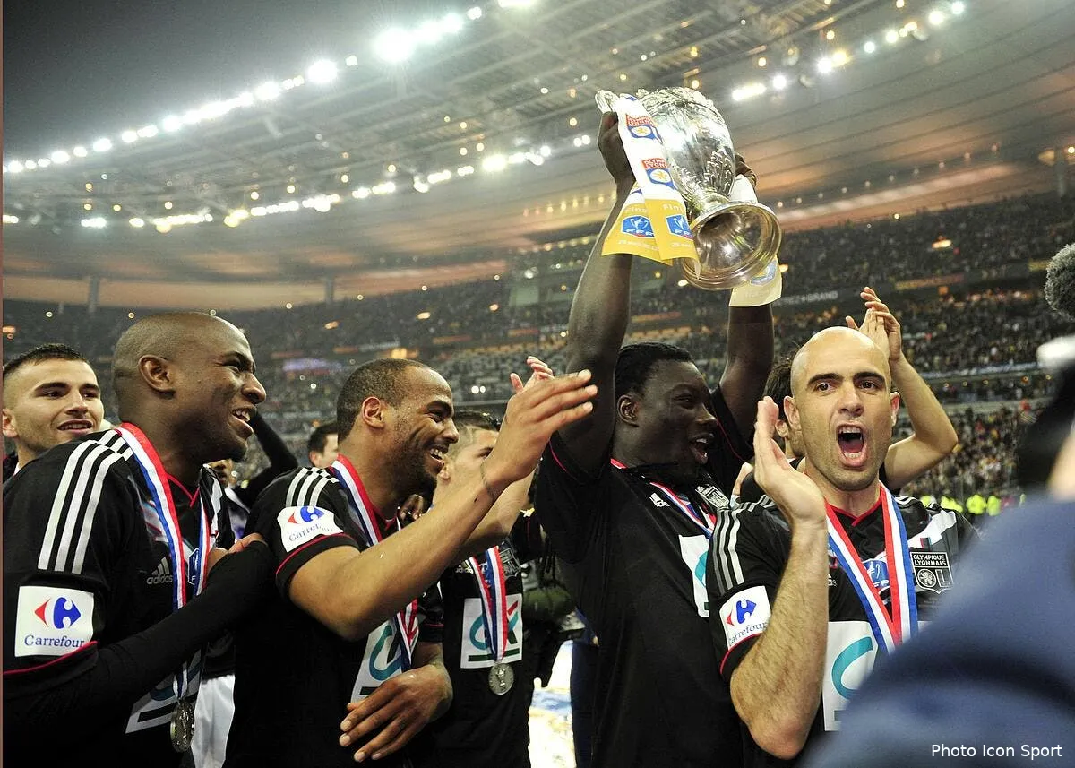 l ol revient sur le devant de la scene pour gomis iconsport noe 280412 74 1834342