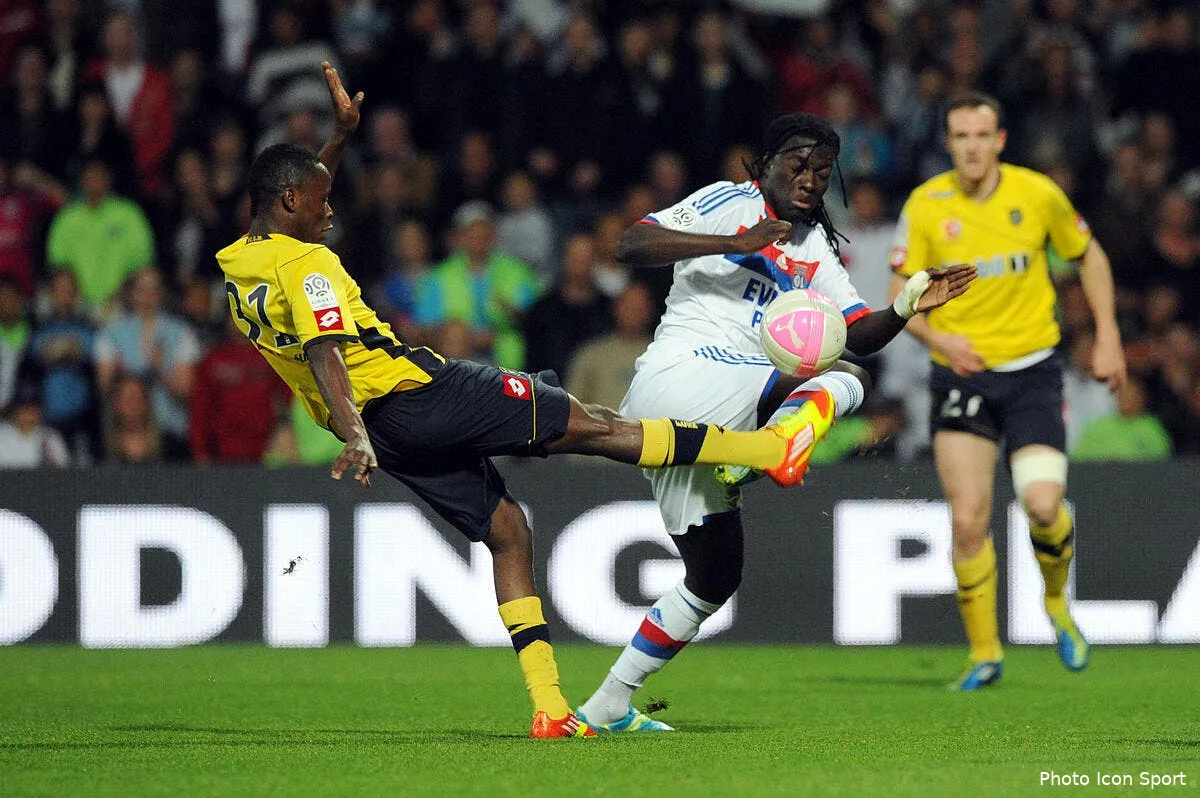 l ol s offre une vraie star pour le coup d envoi de lyon sochaux iconsport jpt 240312 414 3153501