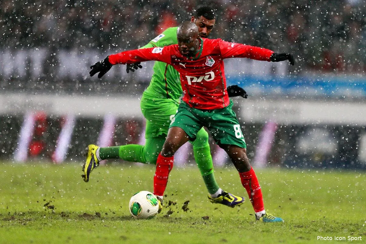 l ol suit un ex international francais au mercato iconsport ria 071213 66 34102841