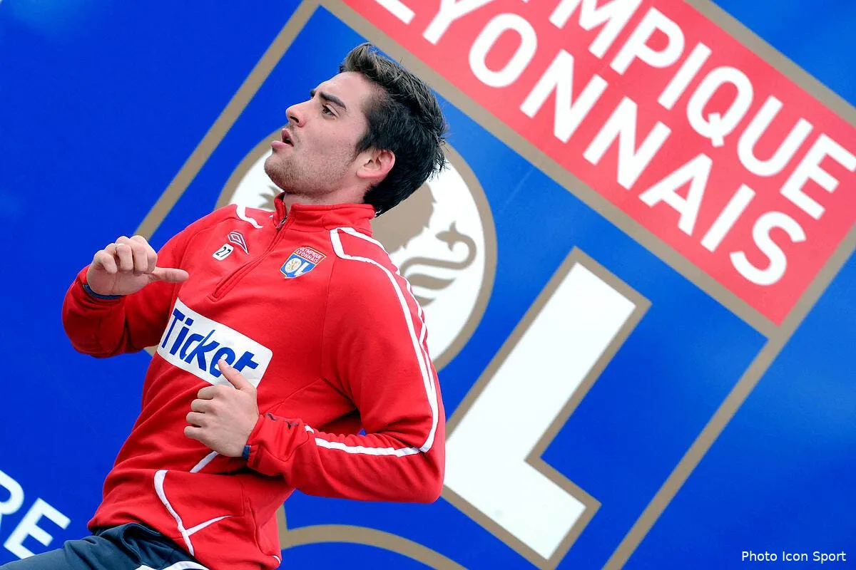 l ol tente par le retour d un ancien forme club iconsport jpt 250309 80 0035200