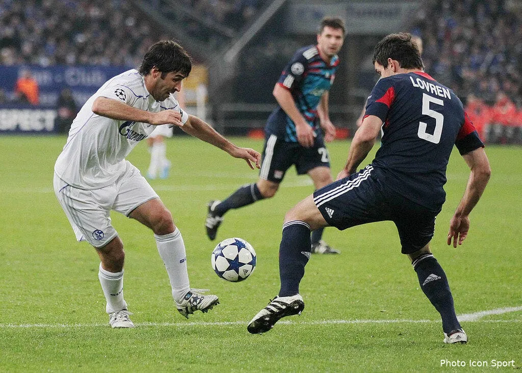 l ol touche coule mais qualifie 63164 12260