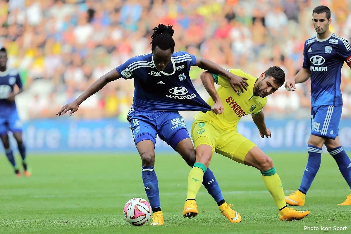 l olympiakos cible un defenseur de l ol iconsport vmi 280914 01 05102901