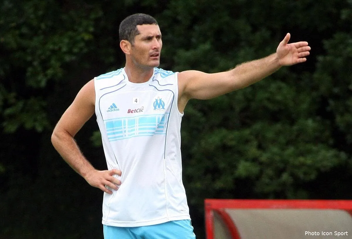 l om a decide de virer julien rodriguez iconsport frs030710 01 2127997