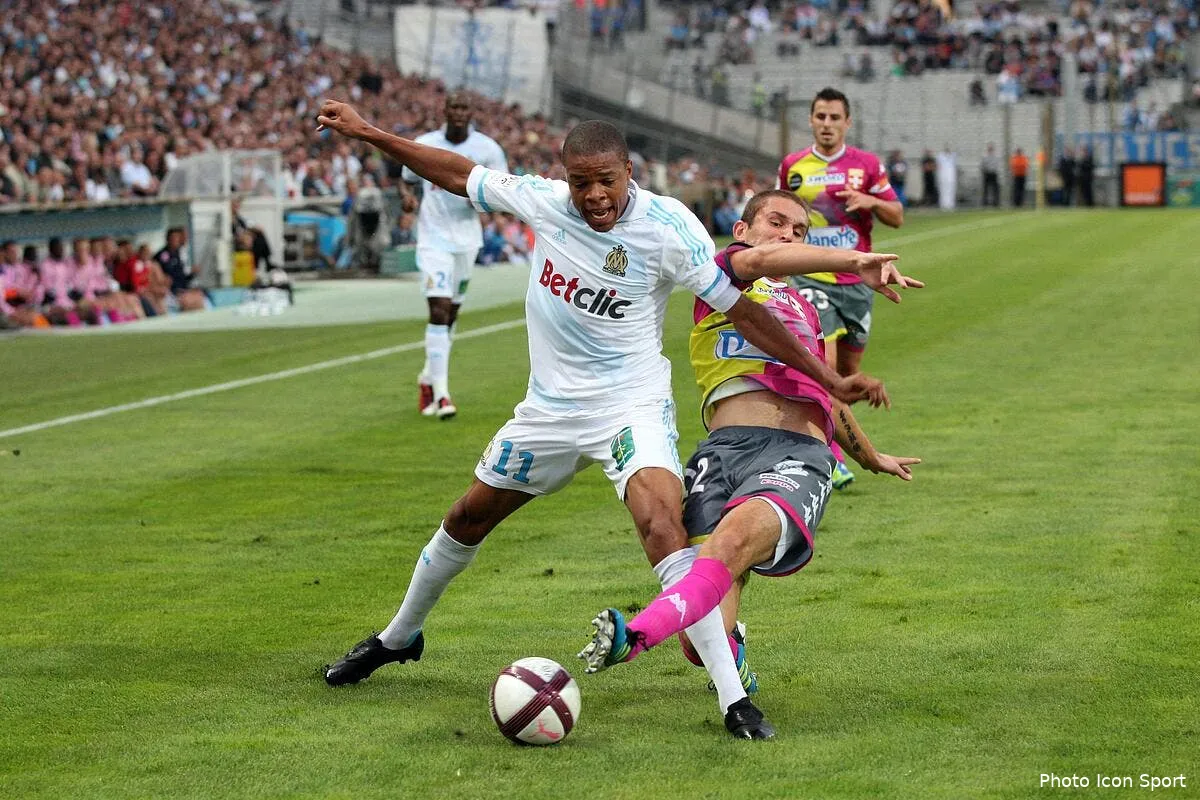 l om a presque honte d etre classe derriere evian iconsport blo 210911 77 4833849