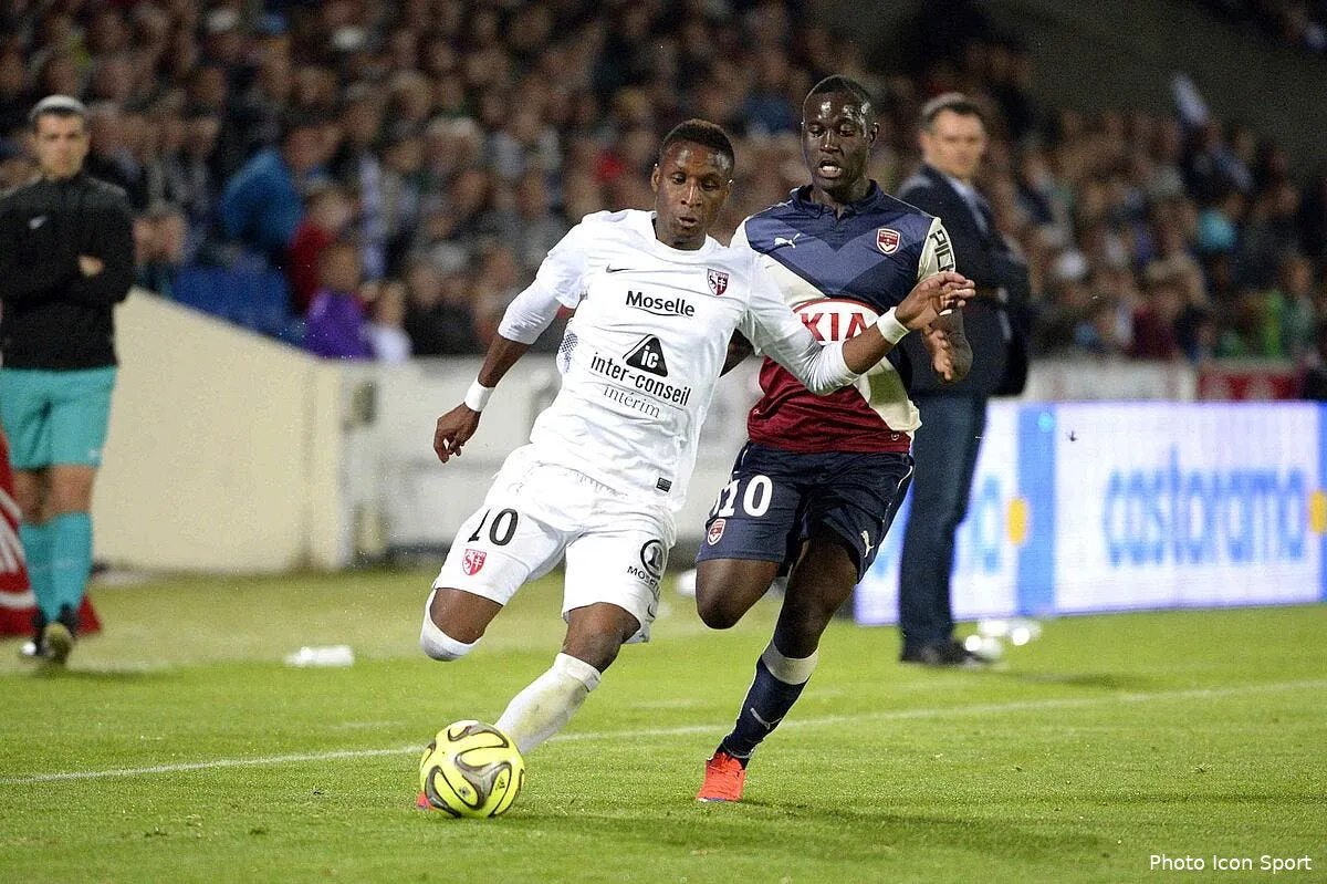 l om a t il fait signer un nouveau thauvin iconsport blu 250415 05 63115227