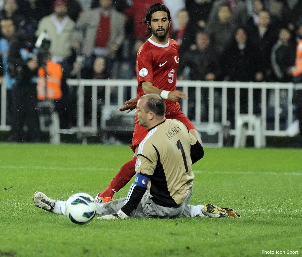 l om a un milieu turc dans le collimateur iconsport ses 260313 70 0155559