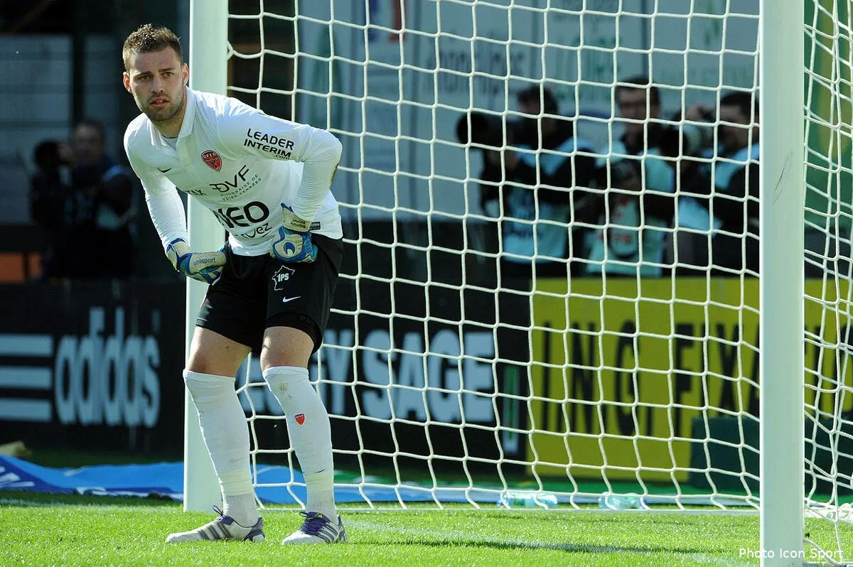 l om cherche la doublure de mandanda en ligue 2 iconsport jpt 290412 45 7637672