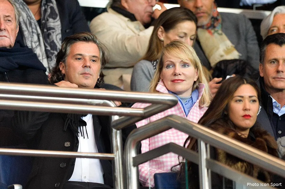 l om dement totalement un rachat par le prince al whalid iconsport meu 091114 51 103 197613