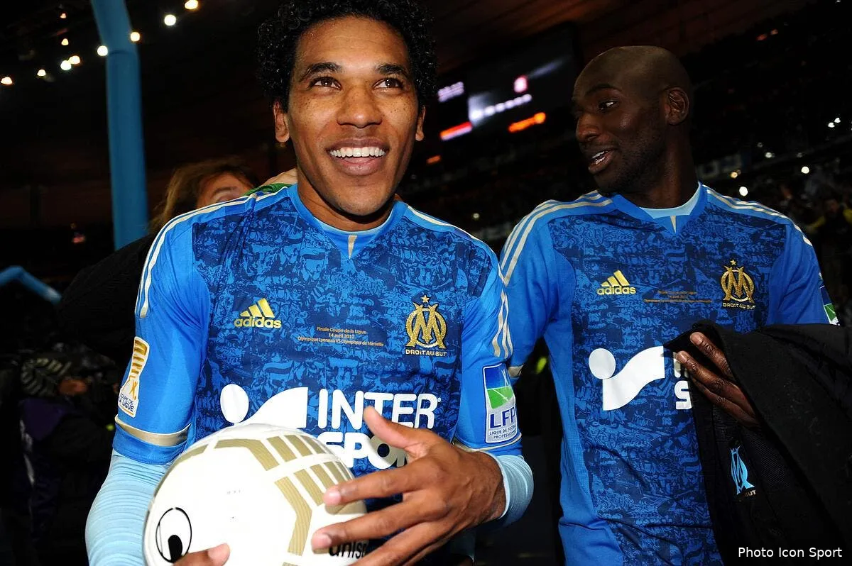 l om devoilera ses nouveaux maillots le 7 mai iconsport win 140412 405 1334392