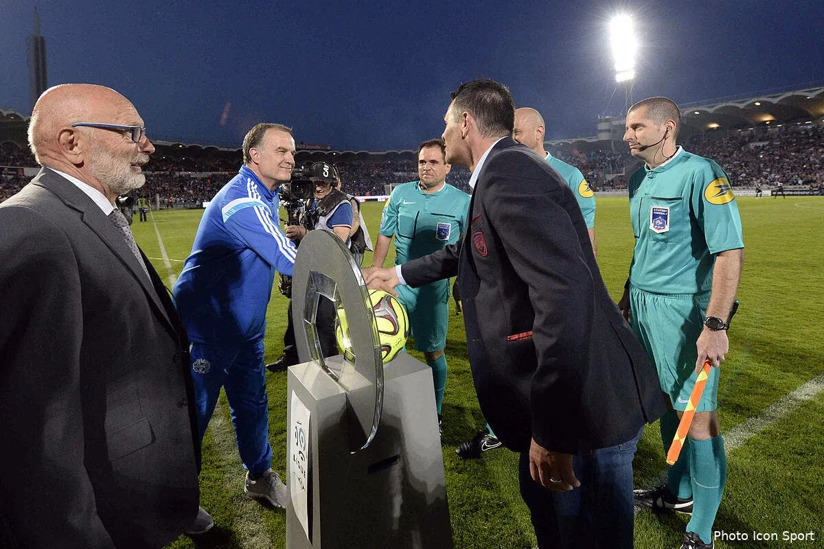 l om dit merci m varela iconsport blu 120415 01 03108819