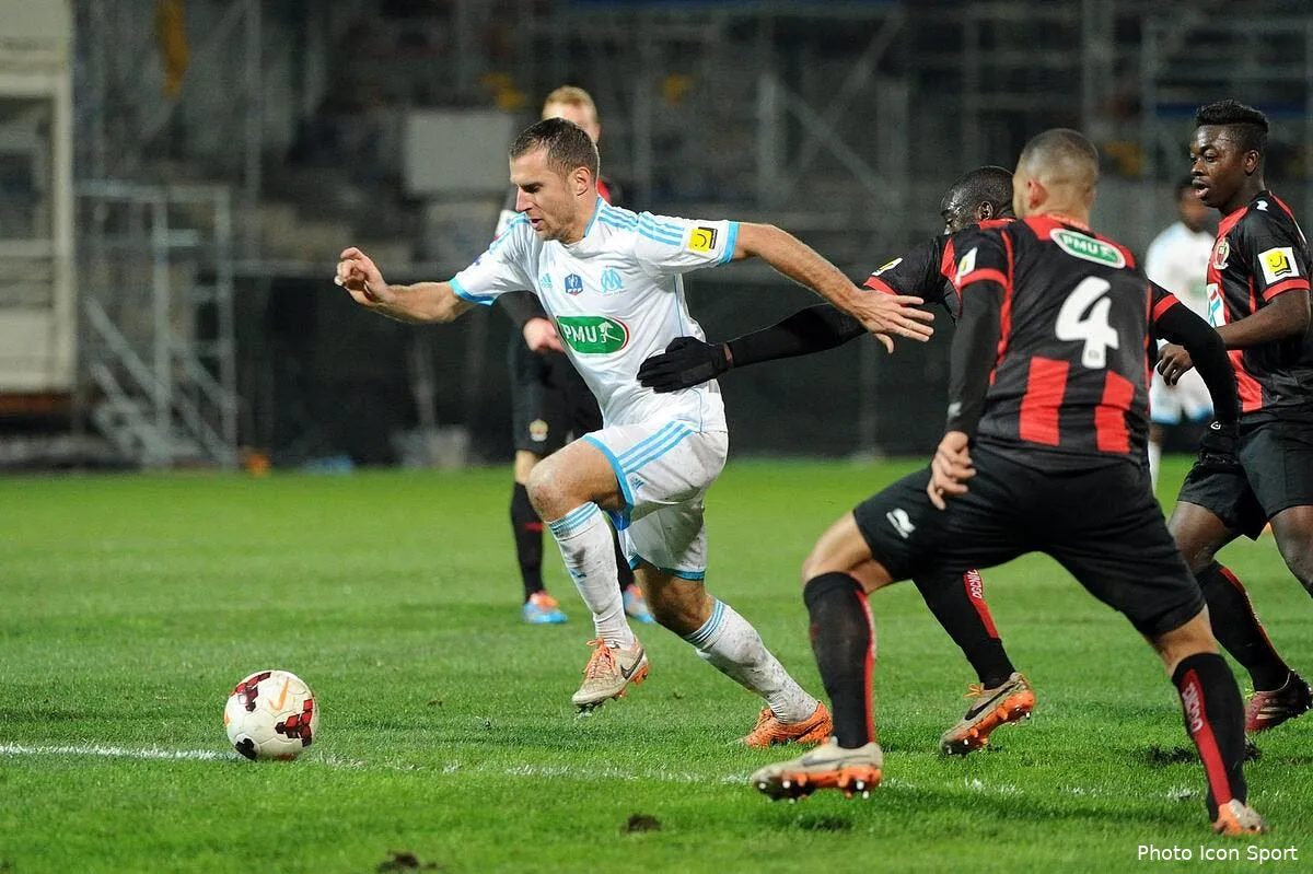 l om et sa pelouse deux enigmes non resolues par riolo cheyrou 174655