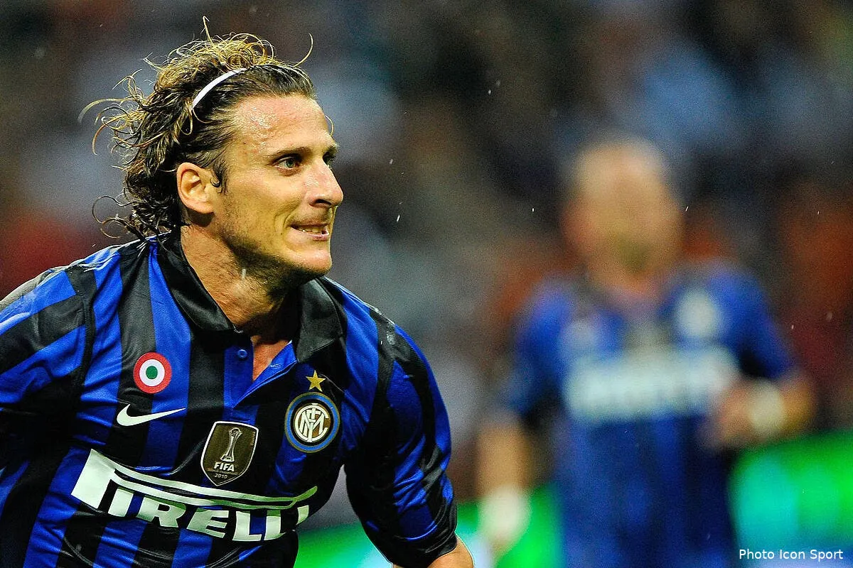 l om forlan n y pense pas encore iconsport ima 170911 01 0429139