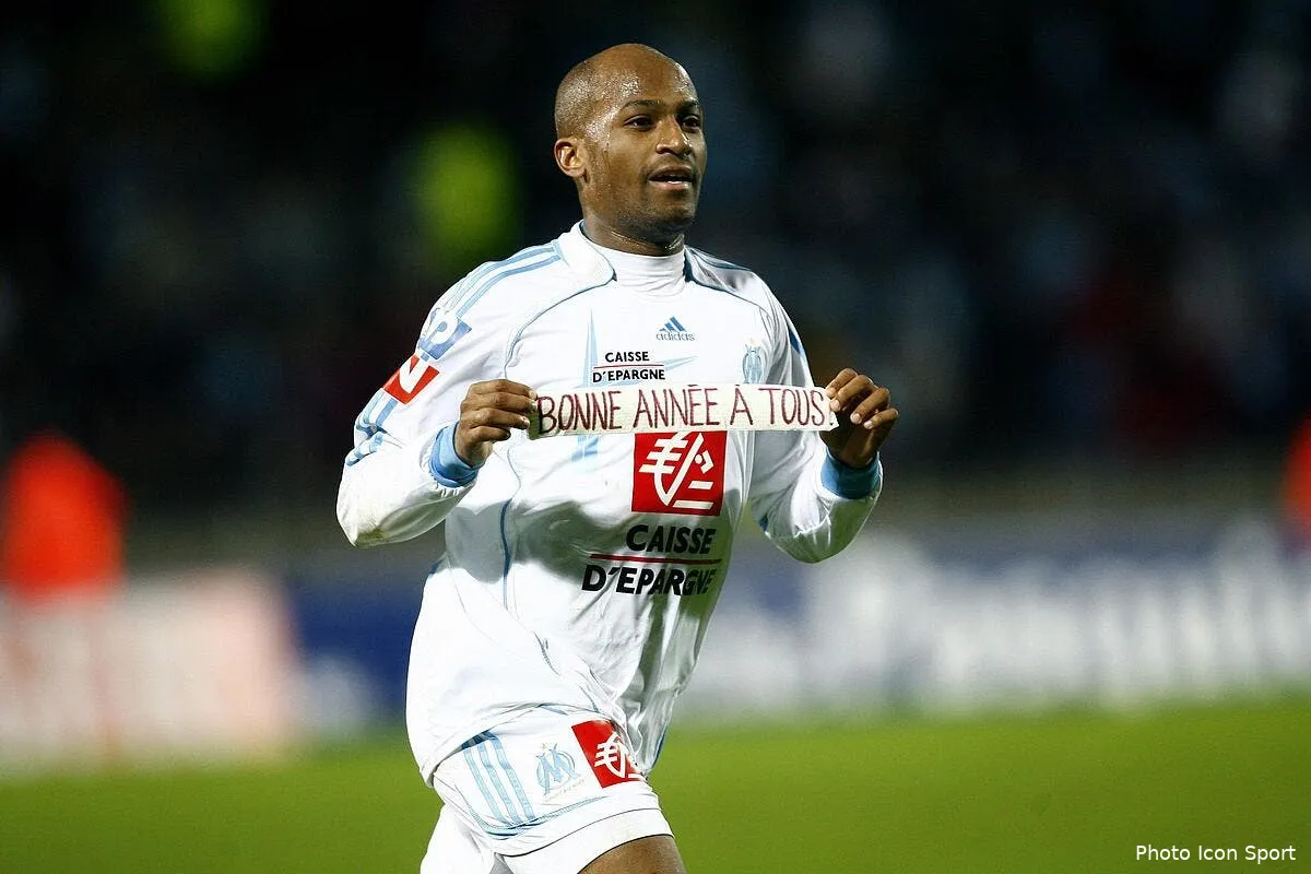 l om inquiete un peu l homme aux bandelettes iconsport per 060107 01 01109533