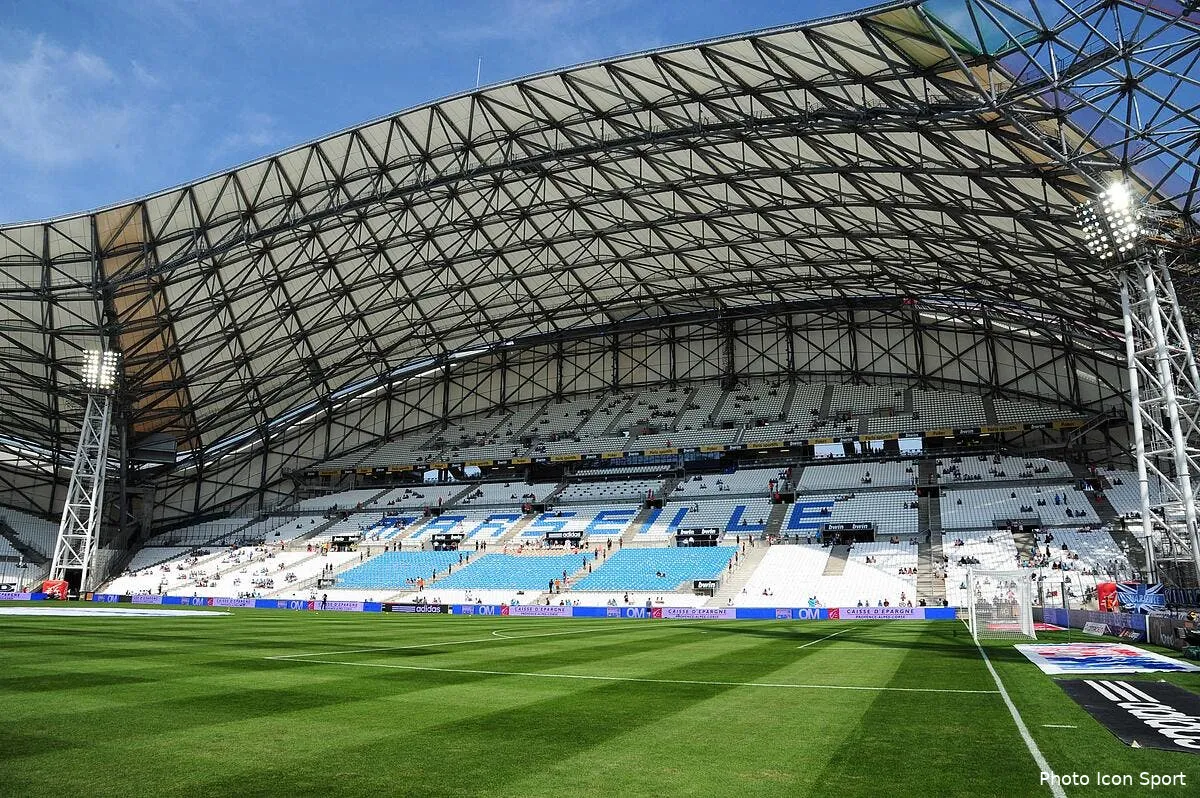 l om lance aussi sa campagne d abonnements iconsport win 170813 66 7583527