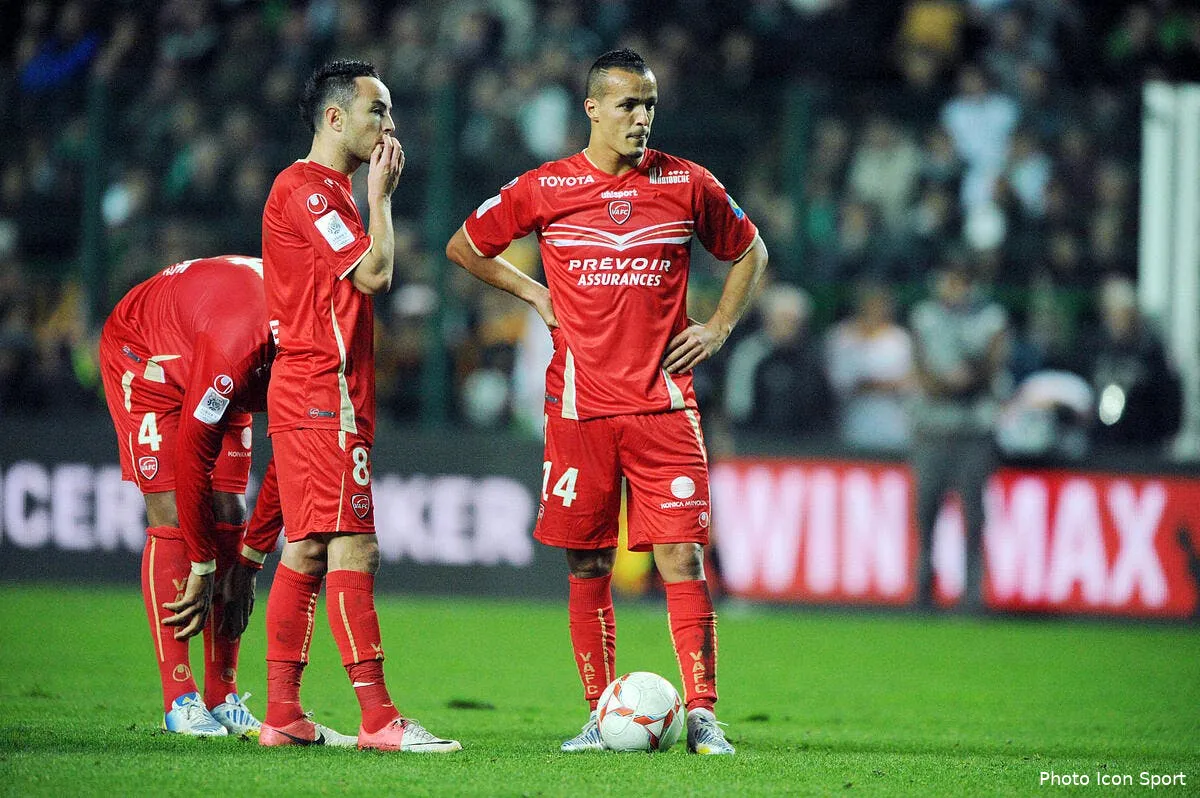 l om n enterre pas la piste kadir iconsport jpt 231112 88 5744277