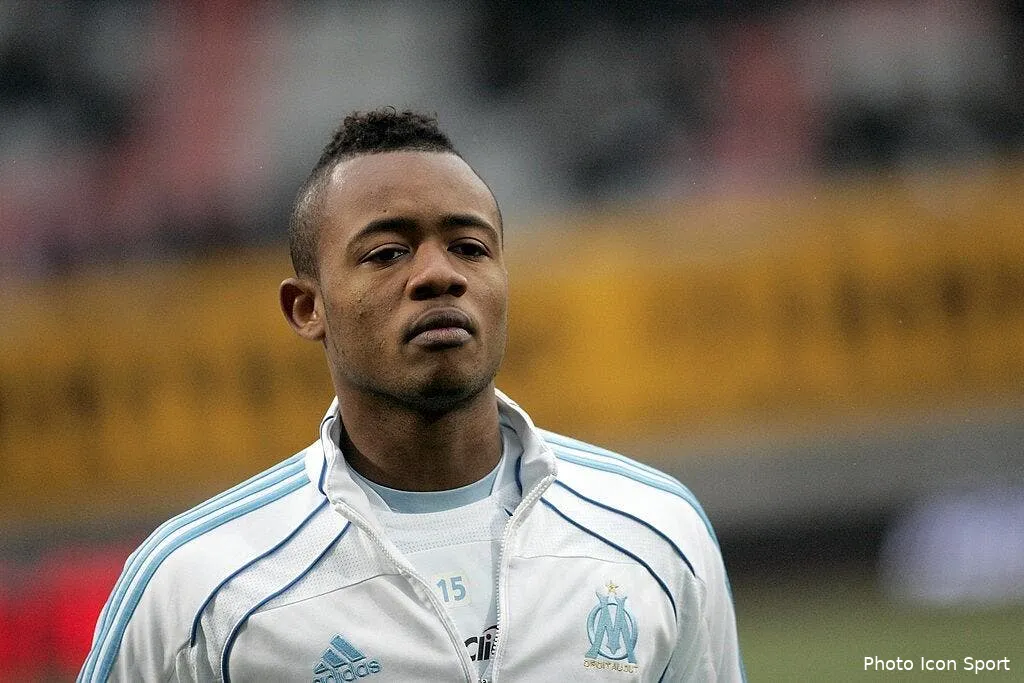 l om ne relache par jordan ayew pour le ghana 69984 17903