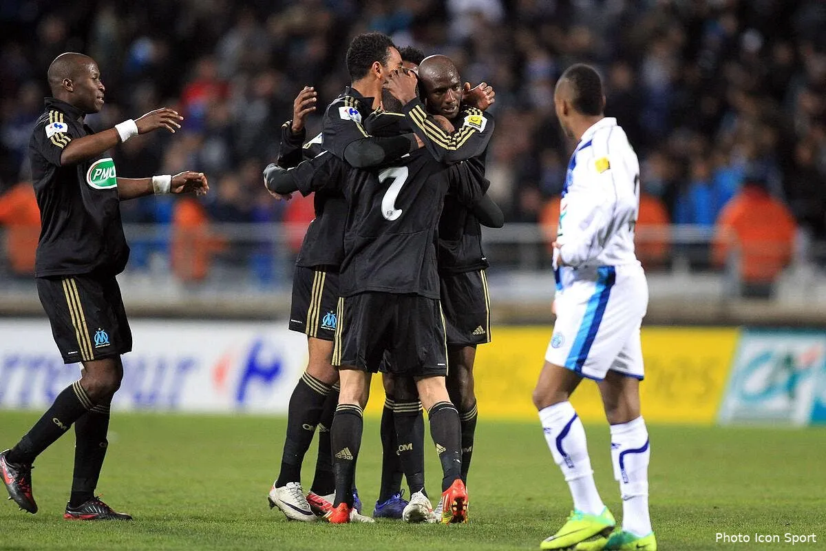 l om passe avec de la casse iconsport blo 220112 87 8730189