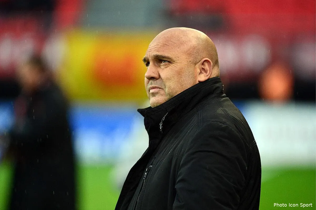 l om penserait a antonetti pour remplacer son ennemi baup iconsport win 110513 11 2868711