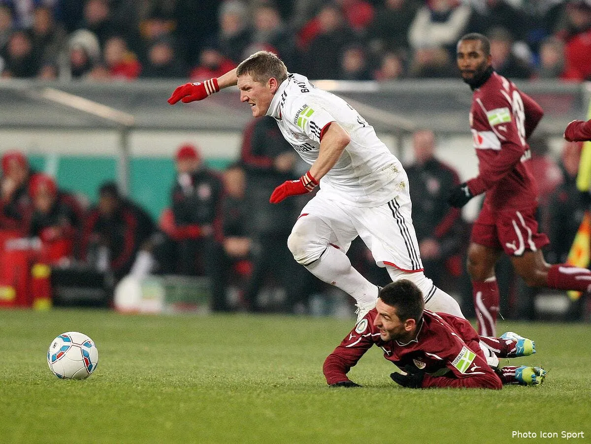 l om pourrait eviter schweinsteiger au velodrome iconsport fir 080212 01 5032571