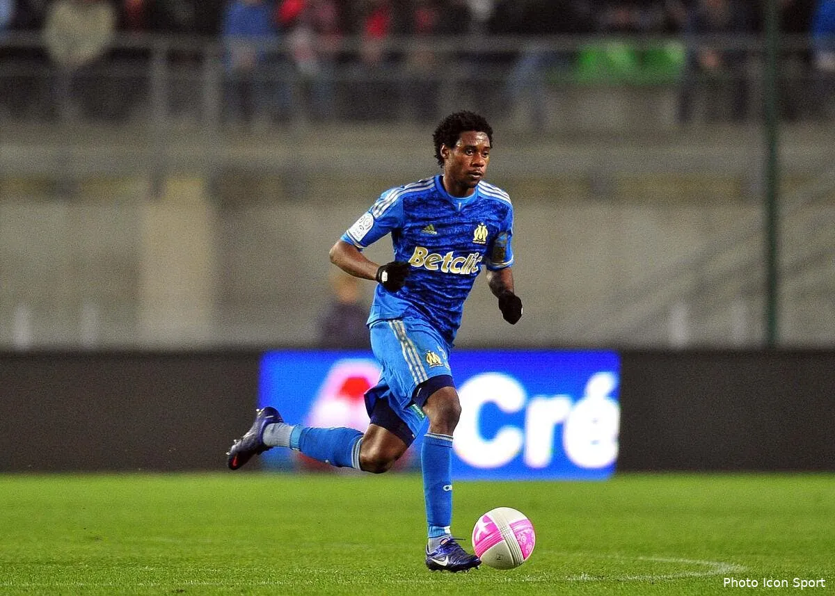 l om pourrait t il empecher nkoulou de ceder aux sirenes du barca iconsport noe 290112 06 8133335