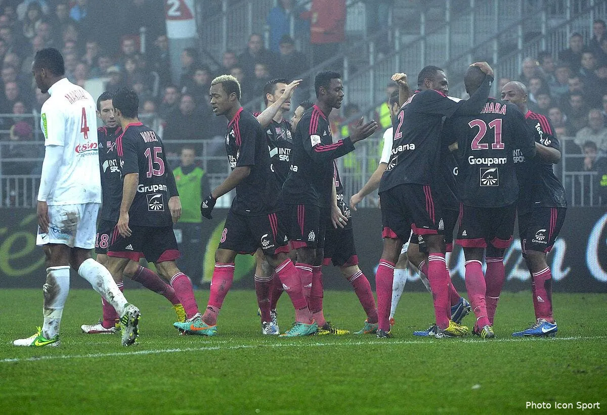 l om repart de brest avec un vrai sourire iconsport por 021212 05 0544531