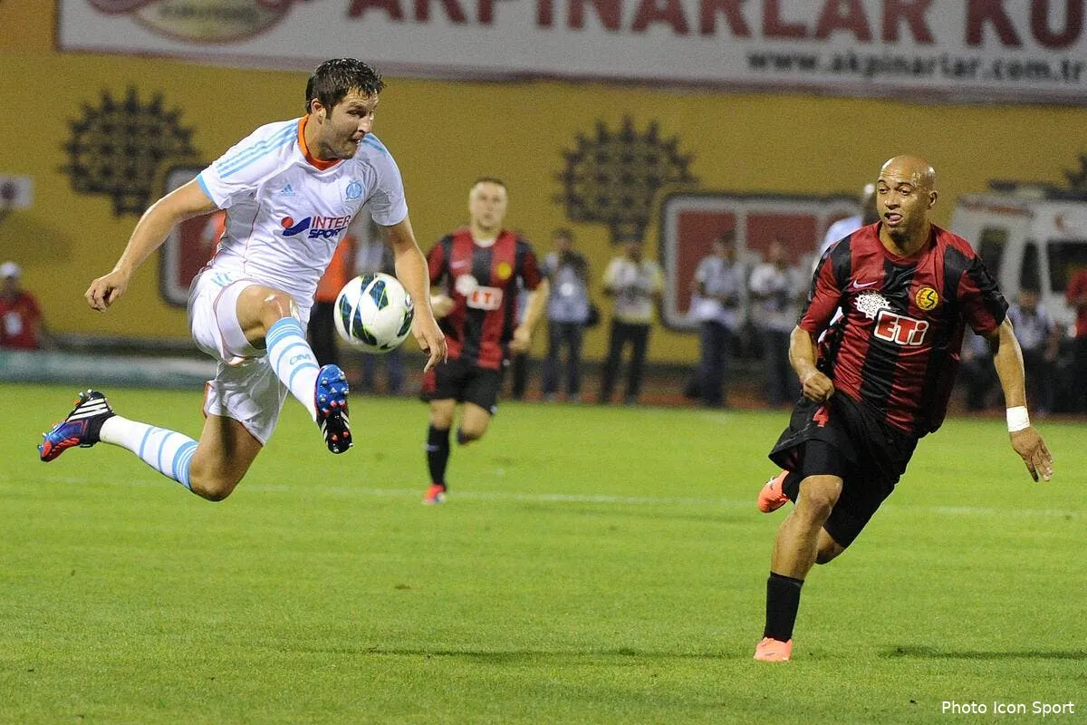 l om revient avec un bon nul de turquie iconsport pet 020812 01 0438076