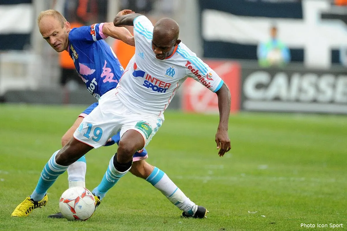 l om une defense plus solide que prevue iconsport pet 220912 05 1140277