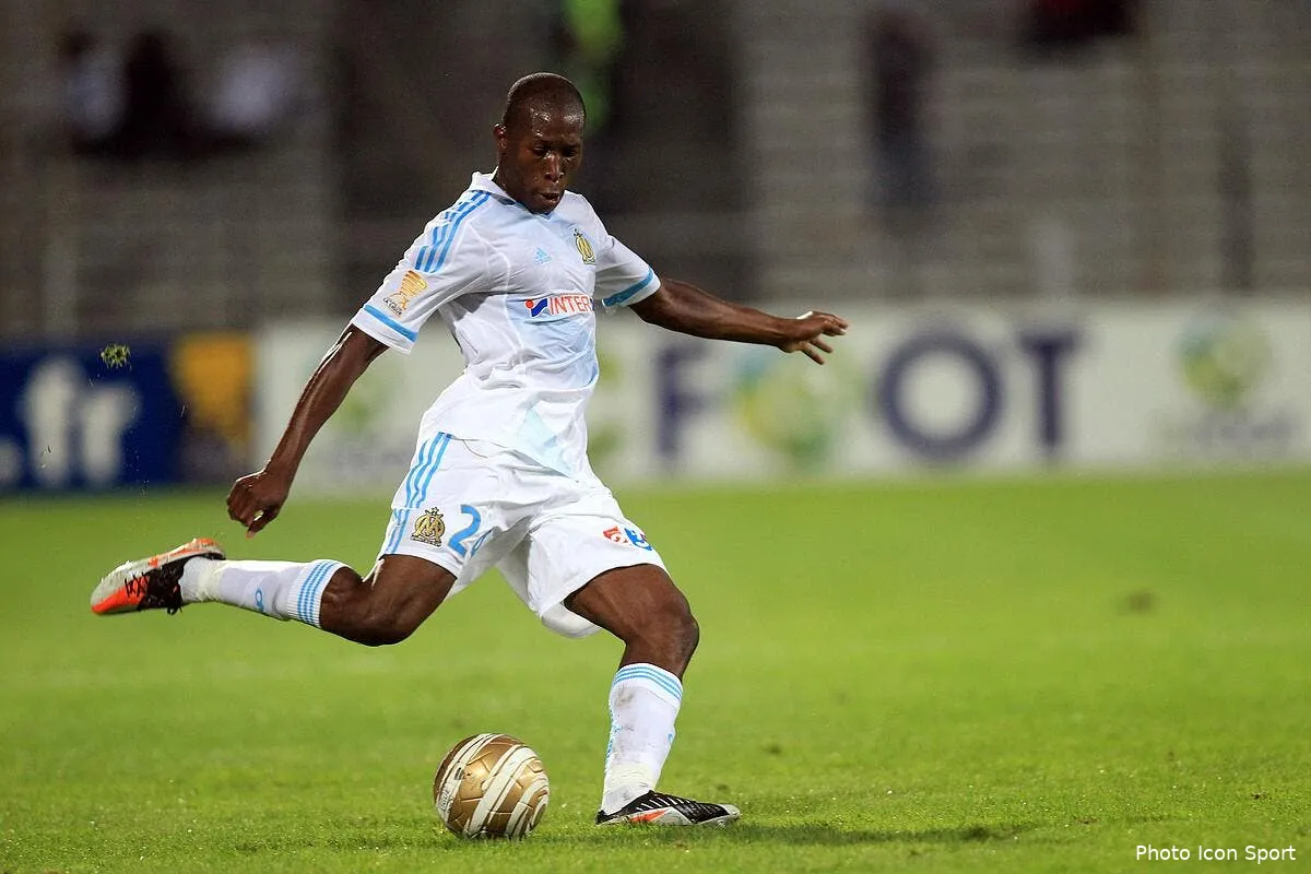 l om veut envoyer un signe en battant rennes iconsport blo 251011 601 9230301