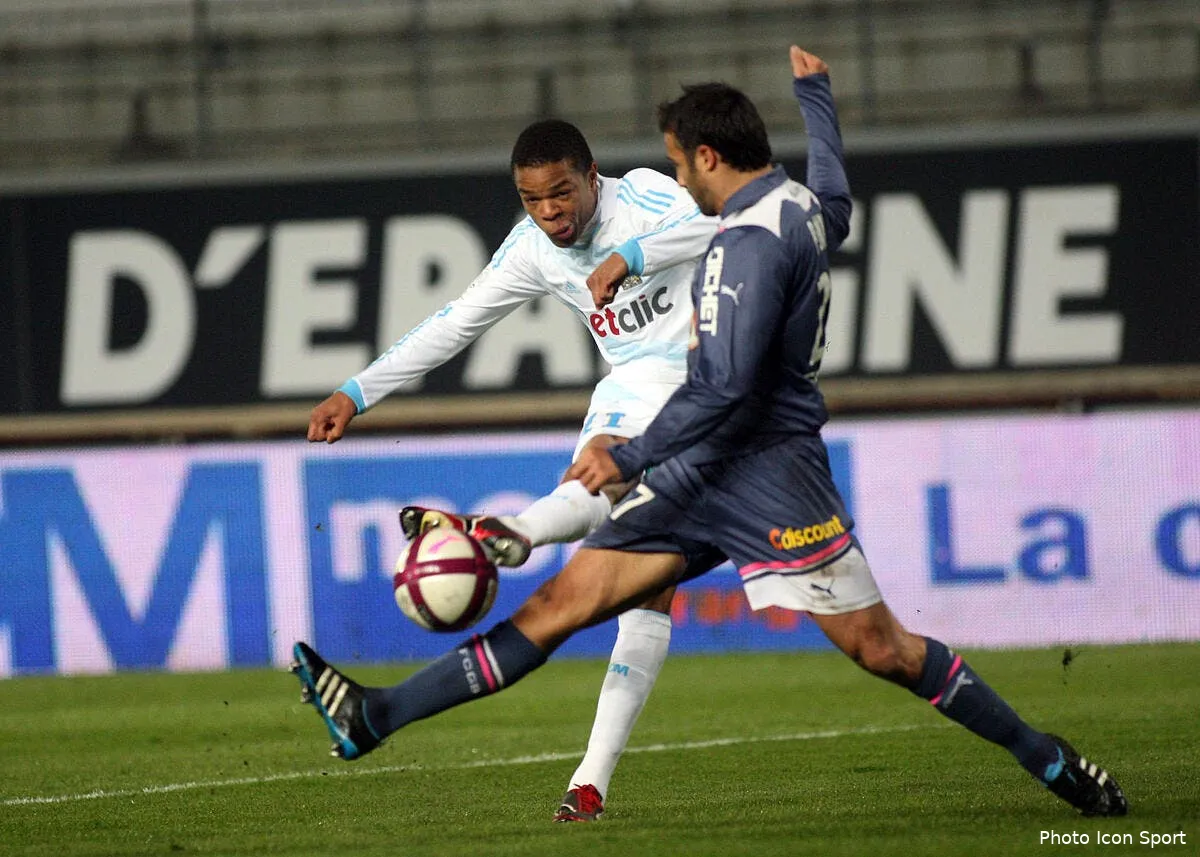 l om veut mettre fin a 35 annees de disette a bordeaux iconsport guy 101211 83 1333943