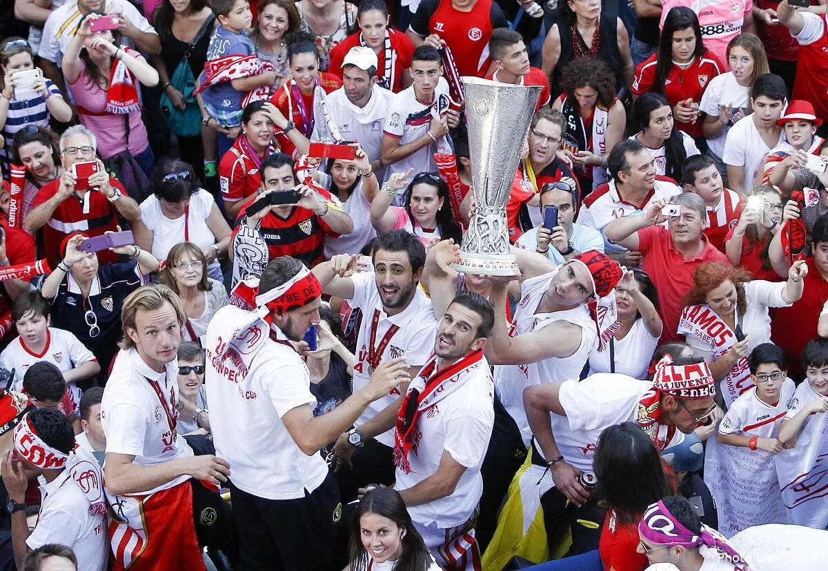 l uefa annonce deux changements majeurs en europa league iconsport mar 150514 09 0590811