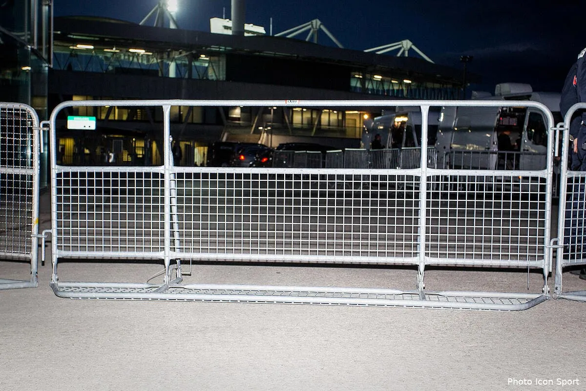 l uefa terrorise l europe une seule solution possible icon gepa 12032042028282935