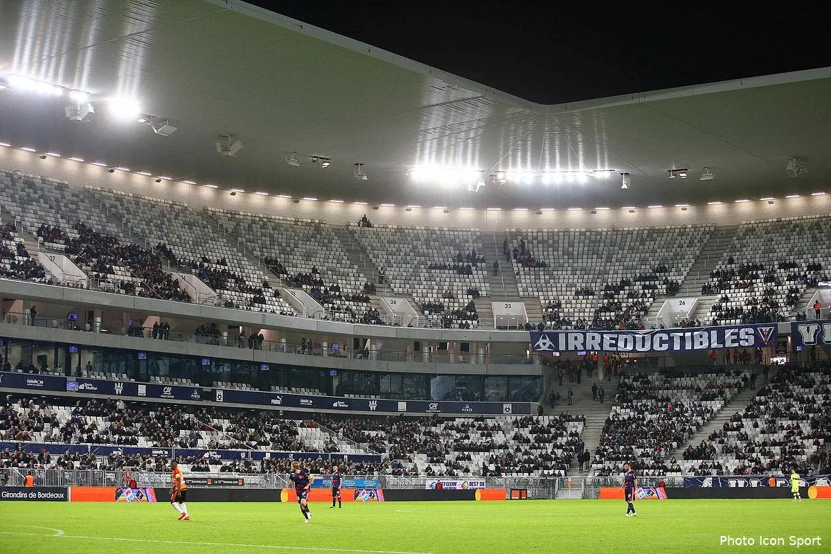l1 1000 supporters bordeaux prefere encore un huis clos icon blo 051116 04 11294251