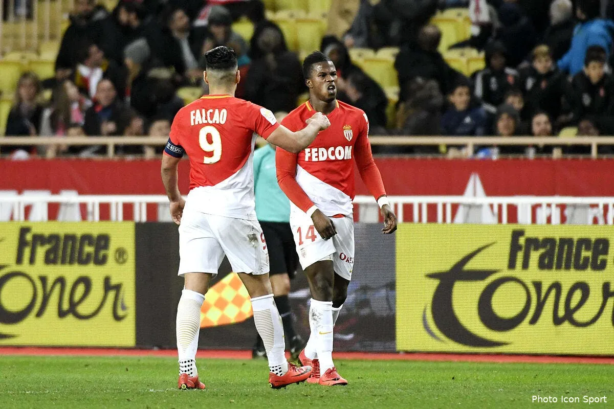 l1 a 11 contre 10 l ol chute a monaco iconsport icon anp 040218 05 06209025